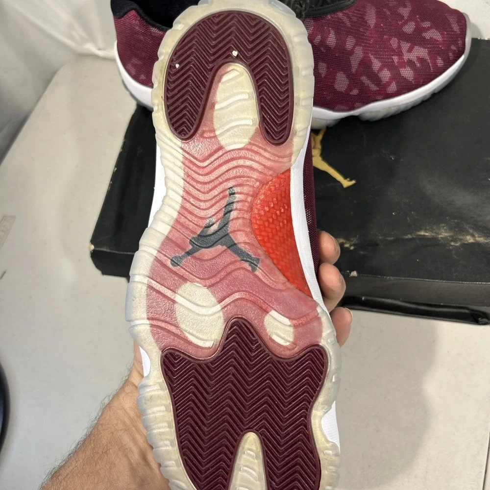 Jordan Air Jordan Future Low Bordeaux Camo Men's Athletic Sneakers 718948-605